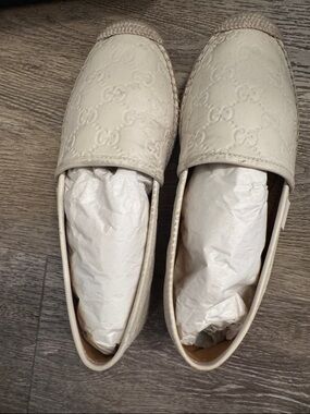 Gucci White Leather Calf Signature Loafers